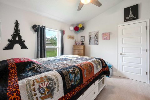 Casa en venta en Dade City, Florida, 4 dormitorios, 187.38 m2 № 1918159 - foto 15