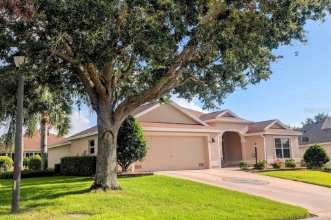 House in The Villages, Florida 3 bedrooms, 218.78 sq.m. № 1807323 - photo 18