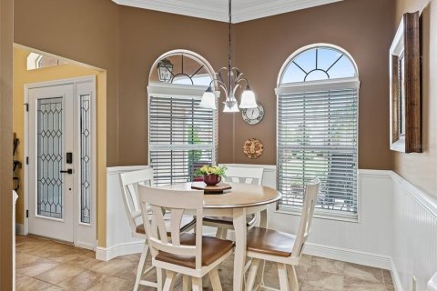 House in The Villages, Florida 3 bedrooms, 218.78 sq.m. № 1807323 - photo 13