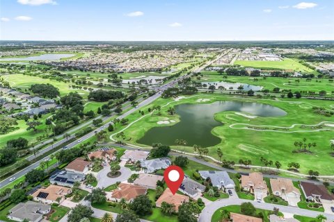House in The Villages, Florida 3 bedrooms, 218.78 sq.m. № 1807323 - photo 10