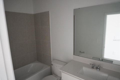 Touwnhouse à louer à Davenport, Floride: 3 chambres, 151.15 m2 № 2389375 - photo 6