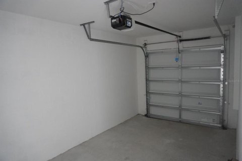 Touwnhouse à louer à Davenport, Floride: 3 chambres, 151.15 m2 № 2389375 - photo 13
