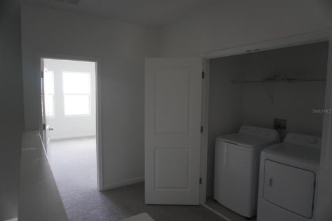 Touwnhouse à louer à Davenport, Floride: 3 chambres, 151.15 m2 № 2389375 - photo 10