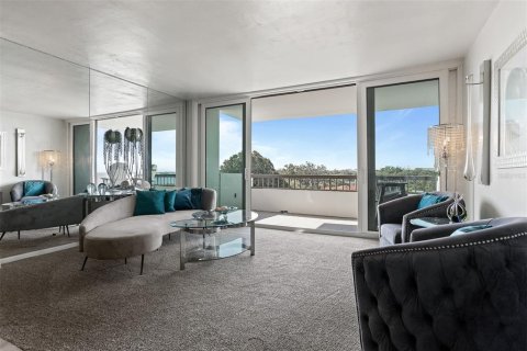 Condo in Clearwater, Florida, 2 bedrooms  № 1658746 - photo 13