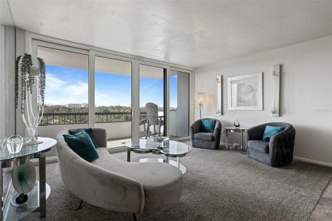 Condo in Clearwater, Florida, 2 bedrooms  № 1658746 - photo 2
