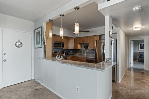 Condo in Clearwater, Florida, 2 bedrooms  № 1658746 - photo 15