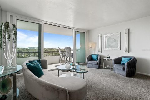 Condo in Clearwater, Florida, 2 bedrooms  № 1658746 - photo 12