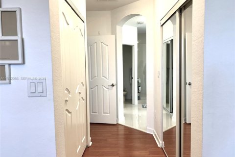 Adosado en alquiler en Doral, Florida, 3 dormitorios, 208.57 m2 № 1991279 - foto 25