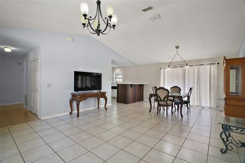 Villa ou maison à vendre à Eustis, Floride: 3 chambres, 126.53 m2 № 1843210 - photo 4
