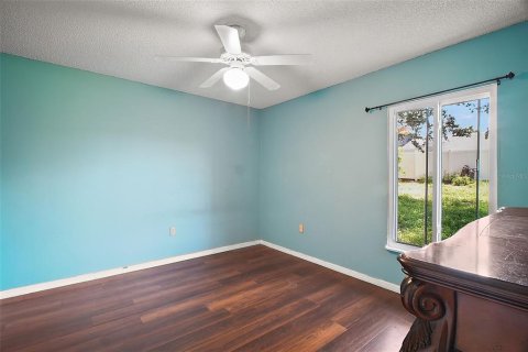 Villa ou maison à vendre à Eustis, Floride: 3 chambres, 126.53 m2 № 1843210 - photo 16