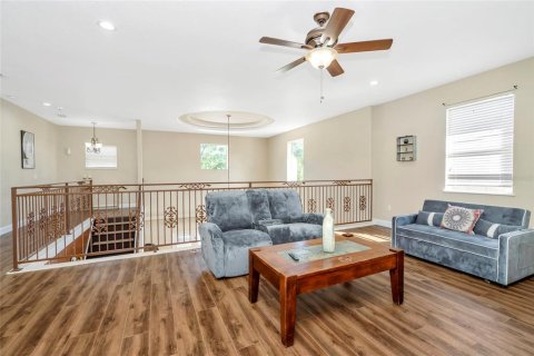 Villa ou maison à vendre à Tampa, Floride: 5 chambres, 355.26 m2 № 2289877 - photo 20