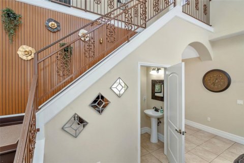 Villa ou maison à vendre à Tampa, Floride: 5 chambres, 355.26 m2 № 2289877 - photo 19