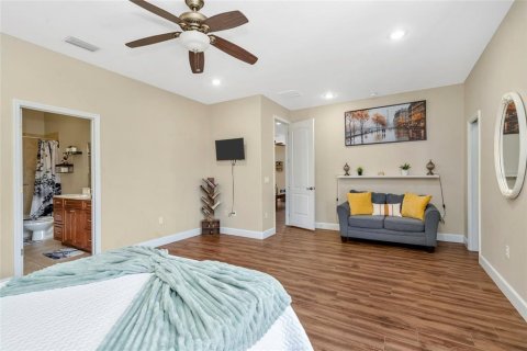 Villa ou maison à vendre à Tampa, Floride: 5 chambres, 355.26 m2 № 2289877 - photo 24