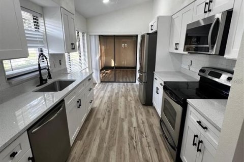 Casa en alquiler en Venice, Florida, 3 dormitorios, 130.16 m2 № 2166209 - foto 5