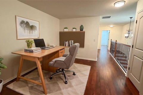 Townhouse in Tampa, Florida 2 bedrooms, 147.9 sq.m. № 2127136 - photo 8