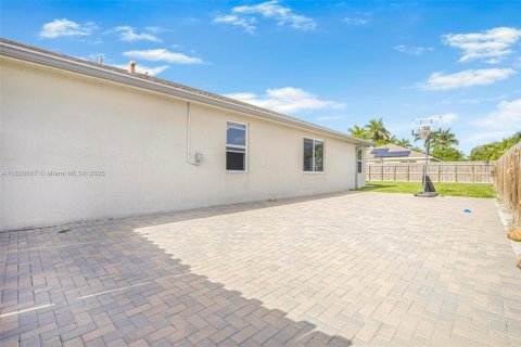 Villa ou maison à vendre à Homestead, Floride: 4 chambres, 167.22 m2 № 1782033 - photo 23