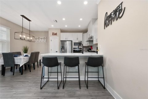 Casa en venta en Four Corners, Florida, 4 dormitorios, 194.07 m2 № 2239594 - foto 4