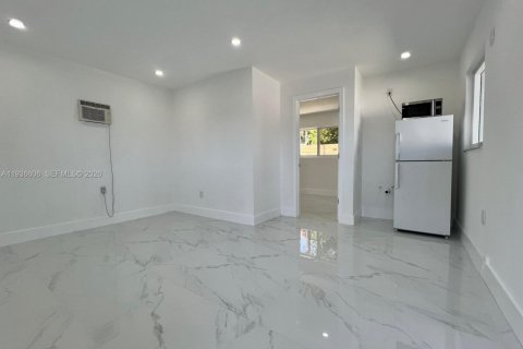 Купить виллу или дом в Хайалиа, Флорида 3 спальни, 117.06м2, № 1995277 - фото 29