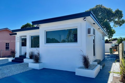 Купить виллу или дом в Хайалиа, Флорида 3 спальни, 117.06м2, № 1995277 - фото 8