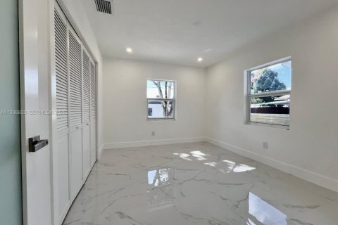 Купить виллу или дом в Хайалиа, Флорида 3 спальни, 117.06м2, № 1995277 - фото 25