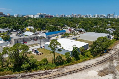 Commercial property in Sarasota, Florida 1066.05 sq.m. № 2218580 - photo 12