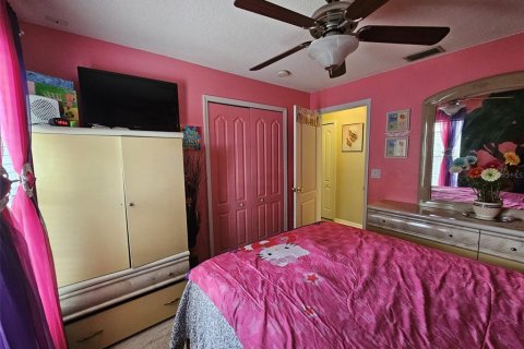 House in Clermont, Florida 4 bedrooms, 173.63 sq.m. № 2099340 - photo 23