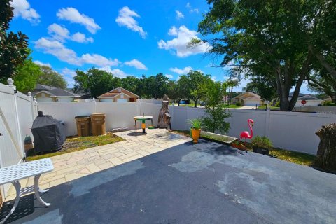 House in Clermont, Florida 4 bedrooms, 173.63 sq.m. № 2099340 - photo 30