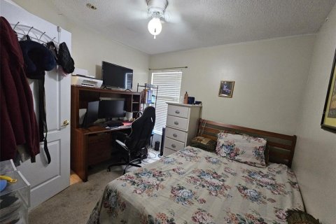 House in Clermont, Florida 4 bedrooms, 173.63 sq.m. № 2099340 - photo 26