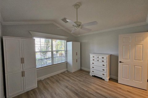 House in The Villages, Florida 3 bedrooms, 175.31 sq.m. № 1917288 - photo 7