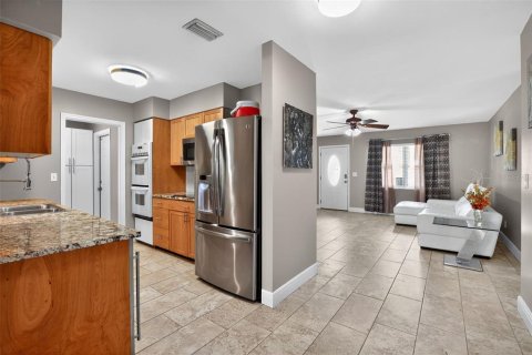 Villa ou maison à vendre à Largo, Floride: 4 chambres, 182.83 m2 № 1903971 - photo 10