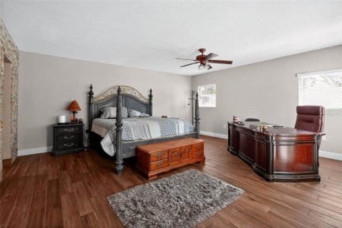 Villa ou maison à vendre à Largo, Floride: 4 chambres, 182.83 m2 № 1903971 - photo 4