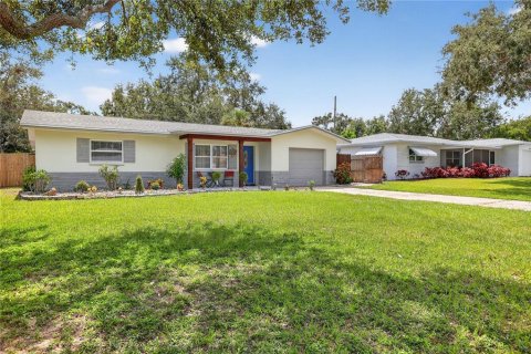 Villa ou maison à vendre à Largo, Floride: 4 chambres, 182.83 m2 № 1903971 - photo 2