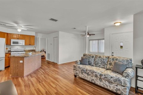 Copropriété à vendre à Winter Haven, Floride: 2 chambres, 86.4 m2 № 1724406 - photo 7