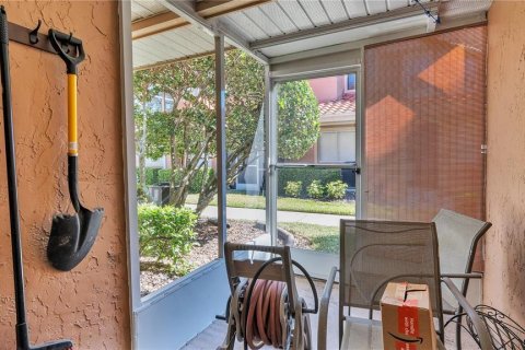 Copropriété à vendre à Winter Haven, Floride: 2 chambres, 86.4 m2 № 1724406 - photo 17