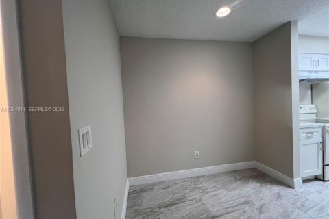 Condominio en alquiler en Pompano Beach, Florida, 2 dormitorios, 83.89 m2 № 2046713 - foto 7