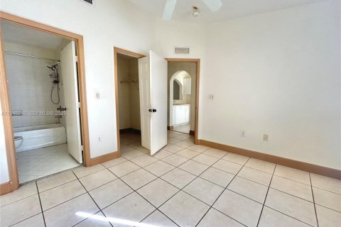 Condominio en venta en Homestead, Florida, 2 dormitorios, 75.72 m2 № 2001768 - foto 11