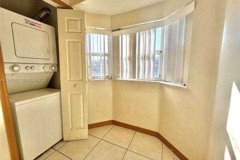 Condominio en venta en Homestead, Florida, 2 dormitorios, 75.72 m2 № 2001768 - foto 9