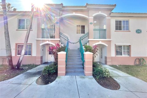 Condominio en Homestead, Florida, 2 dormitorios  № 2001768