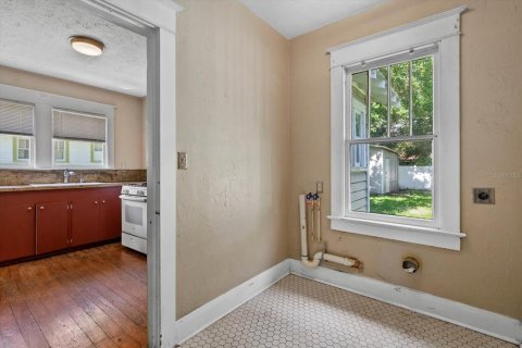 Casa en venta en Tampa, Florida, 2 dormitorios, 109.25 m2 № 1903991 - foto 10