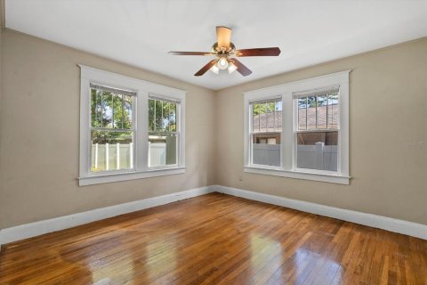 Casa en venta en Tampa, Florida, 2 dormitorios, 109.25 m2 № 1903991 - foto 11