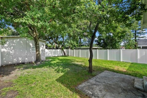 Casa en venta en Tampa, Florida, 2 dormitorios, 109.25 m2 № 1903991 - foto 16