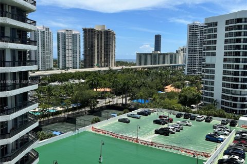 Copropriété à vendre à Aventura, Floride: 2 chambres, 101.36 m2 № 1982766 - photo 2