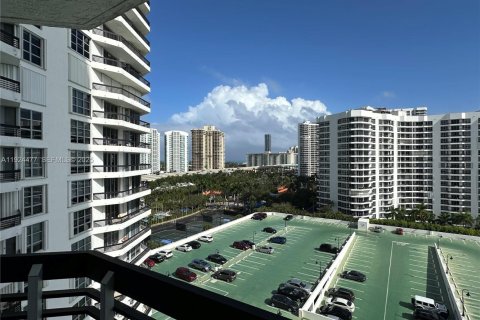 Copropriété à vendre à Aventura, Floride: 2 chambres, 101.36 m2 № 1982766 - photo 6