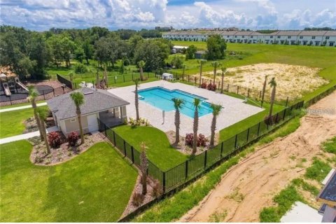 Townhouse in Davenport, Florida 3 bedrooms, 130.43 sq.m. № 1778622 - photo 5