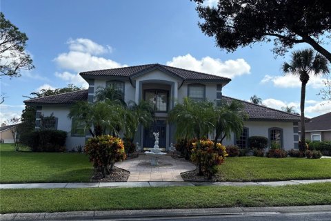 Casa en alquiler en Orlando, Florida, 4 dormitorios, 320.14 m2 № 1910024 - foto 1