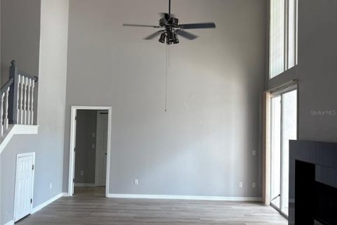 Villa ou maison à louer à Orlando, Floride: 4 chambres, 320.14 m2 № 1910024 - photo 5