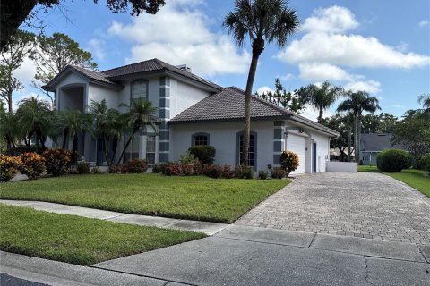 Villa ou maison à louer à Orlando, Floride: 4 chambres, 320.14 m2 № 1910024 - photo 2