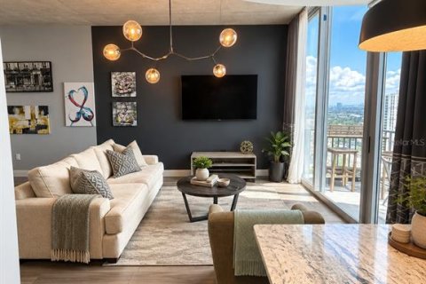 Copropriété à vendre à Tampa, Floride: 1 chambre, 60.85 m2 № 2408266 - photo 6