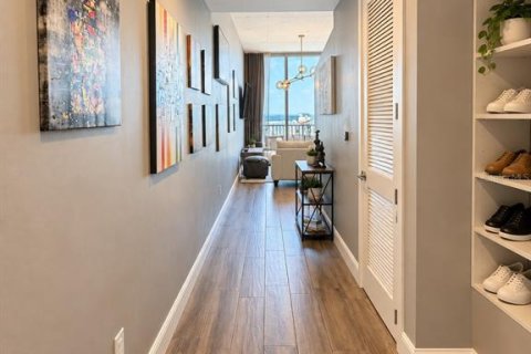 Copropriété à vendre à Tampa, Floride: 1 chambre, 60.85 m2 № 2408266 - photo 3