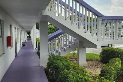 Condo in Deerfield Beach, Florida, 2 bedrooms  № 2190635 - photo 30